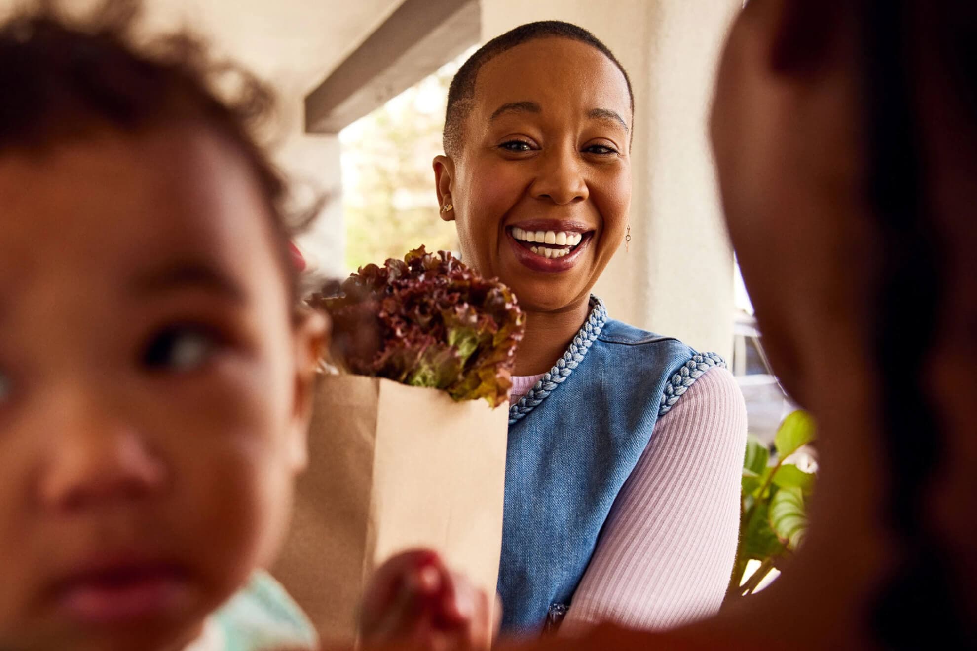 GROCERY_DROP_OFF_01_03714_JinxFinal-small