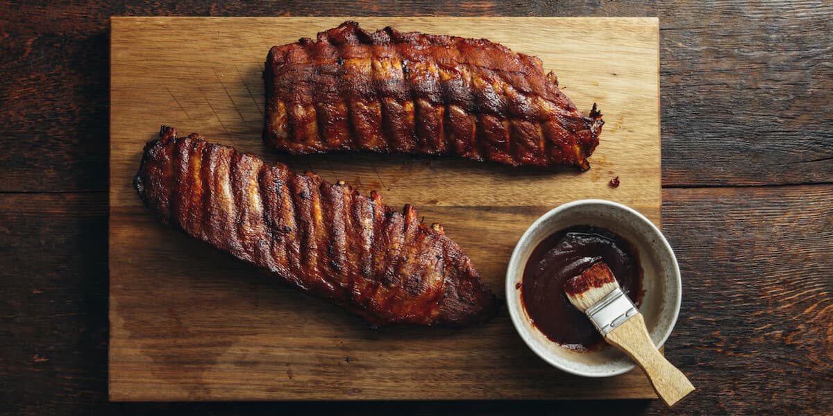 Smoke barbecue pork ribs